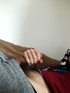 Snapshot of kevcore96 chatting on November 15, 2025, 1:15 pm kevcore96 online show from November 15, 2025, 1:15 pm