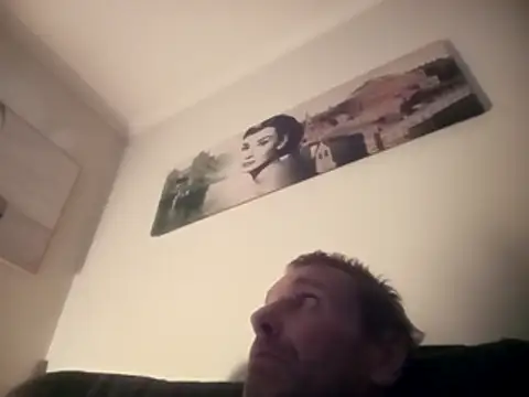 extremeanalsolo online show from November 21, 2025, 4:28 pm