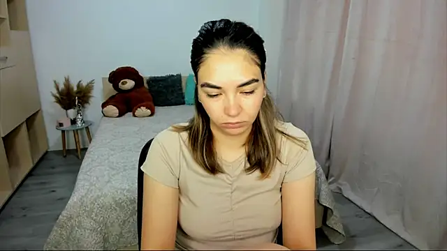 Alexa Dolly12 online show from November 6, 2025, 7:12 am