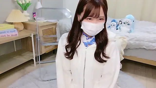 Sayuringo  online show from October 31, 2025, 11:18 am