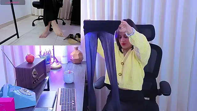 Alice milf  online show from April 16, 2026, 12:06 pm