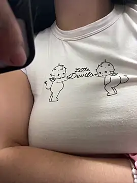  luna torres online show from February 21, 2026, 1:02 pm