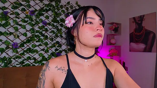 melody cute10 online show from April 15, 2026, 5:28 pm