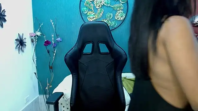 Melikasweetz online show from March 11, 2025, 2:51 pm