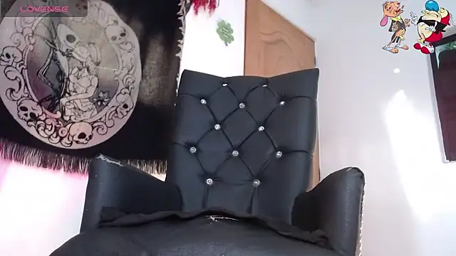 Snapshot of ren_stipee chatting on October 25, 2025, 10:21 pm ren stipee online show from October 25, 2025, 10:21 pm