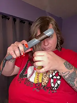 lairarose online show from October 18, 2025, 4:47 am