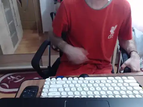 uncutguy01 online show from March 17, 2025, 8:51 am