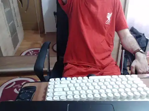 uncutguy01 online show from March 10, 2025, 1:54 pm