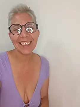 luz bella online show from December 7, 2024, 3:31 am