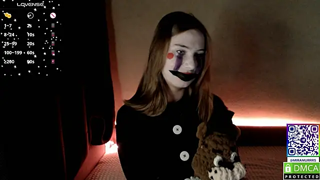 Snapshot of MurrrWorren chatting on October 31, 2025, 6:37 pm MurrrWorren online show from October 31, 2025, 6:37 pm