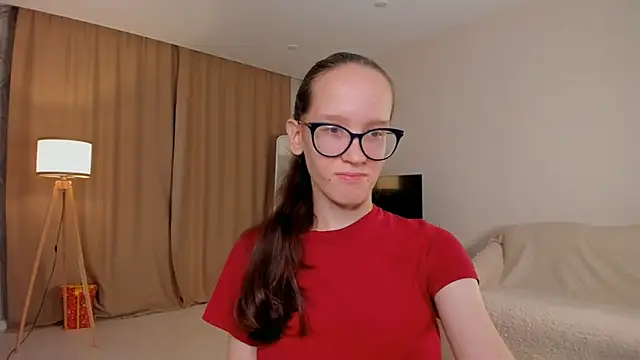 BettyBrowni online show from October 10, 2025, 4:08 pm