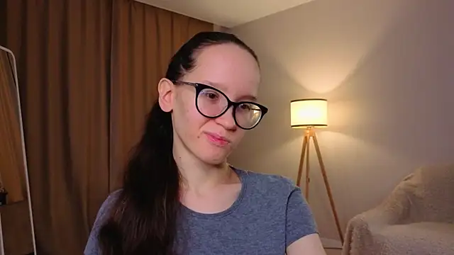 BettyBrowni online show from January 12, 2026, 4:03 pm