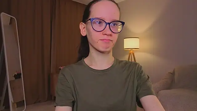 BettyBrowni online show from March 24, 2026, 4:18 pm