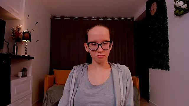 BettyBrowni online show from February 28, 2025, 1:26 am
