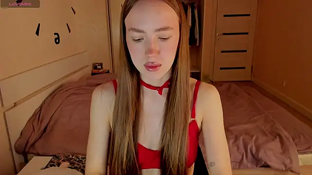 mollyhottestt online show from February 19, 2025, 4:44 am