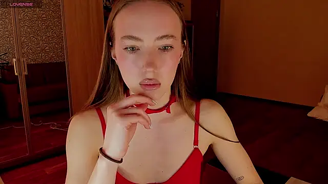 mollyhottestt online show from March 21, 2025, 5:43 am