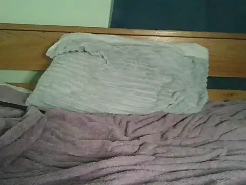 HUNKY-SMITH online show from February 2, 2026, 8:13 am