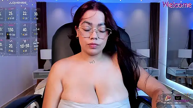 Snapshot of Melisa_Soto chatting on April 25, 2026, 6:49 pm Melisa Soto online show from April 25, 2026, 6:49 pm