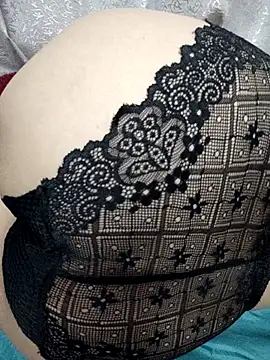 Haralushiaaa online show from November 5, 2025, 7:06 pm