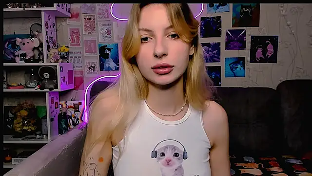Maria Hunt online show from December 7, 2024, 2:47 am