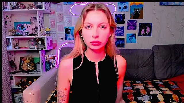 Maria Hunt online show from December 6, 2024, 3:24 am