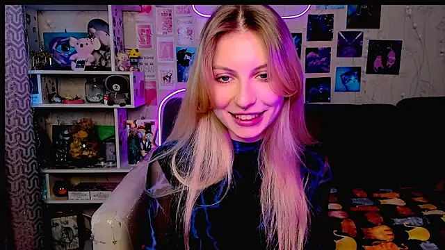 Maria Hunt online show from December 11, 2024, 5:53 am