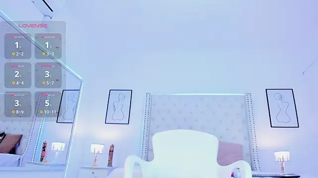 Coco Balenciaga  online show from February 11, 2025, 6:22 pm