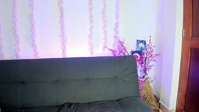 Snapshot of on_tefa chatting on February 11, 2026, 3:17 am on tefa online show from February 11, 2026, 3:17 am