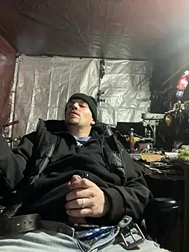 joeycbigcock online show from February 3, 2025, 1:52 am