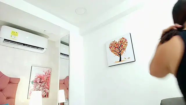 ThyaraJhons online show from February 11, 2026, 11:54 am