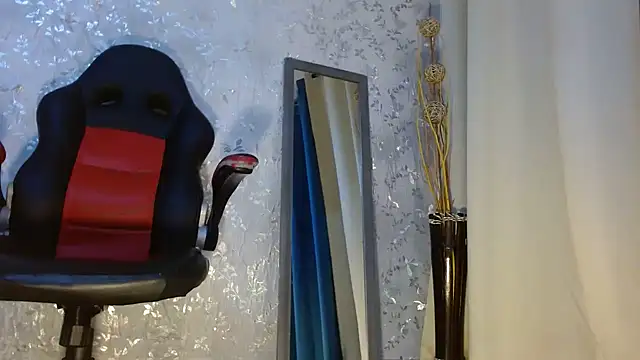 Samantabrown  online show from November 21, 2025, 11:20 am