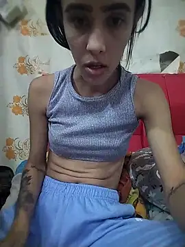 The-quee22 online show from October 10, 2025, 7:15 pm