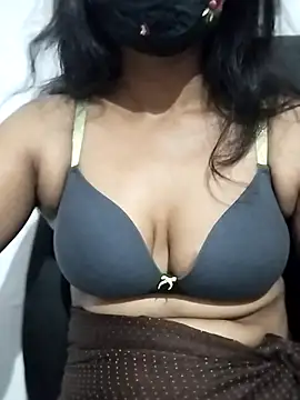 Snapshot of Triveni-Lovely chatting on June 25, 2026, 2:22 pm Triveni-Lovely online show from June 25, 2026, 2:22 pm