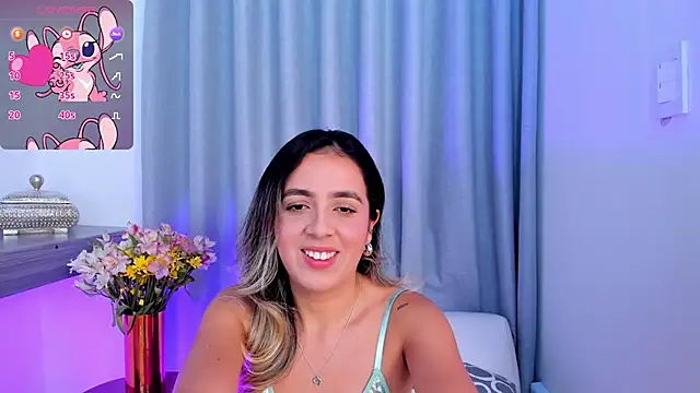 Snapshot of Lucyortiz_ chatting on February 4, 2025, 6:06 pm Lucyortiz online show from February 4, 2025, 6:06 pm