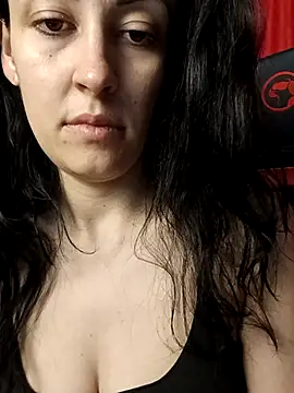 loryyy sexyyy online show from April 14, 2026, 6:46 pm