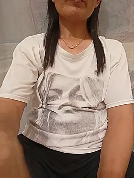 Snapshot of Asian_girl13 chatting on July 2, 2026, 3:51 pm Asian girl13 online show from July 2, 2026, 3:51 pm