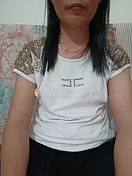 Snapshot of Asian_girl13 chatting on June 1, 2026, 2:17 pm Asian girl13 online show from June 1, 2026, 2:17 pm