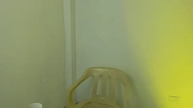 Snapshot of Chanelll_Taylorr_ chatting on April 8, 2026, 9:55 am Chanelll Taylorr online show from April 8, 2026, 9:55 am