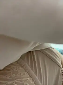 Milk Mom99 online show from April 22, 2026, 7:26 am