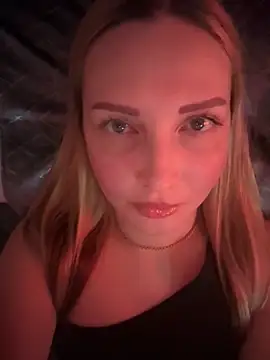 Aleksandrakis online show from December 4, 2025, 8:30 pm