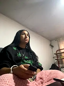 Snapshot of luna_asss chatting on October 28, 2025, 3:22 pm luna asss online show from October 28, 2025, 3:22 pm