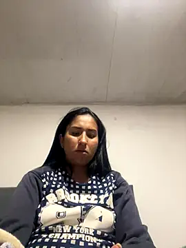 Snapshot of luna_asss chatting on November 4, 2025, 8:34 pm luna asss online show from November 4, 2025, 8:34 pm