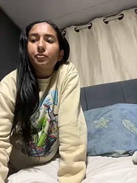 Snapshot of luna_asss chatting on November 21, 2025, 7:24 pm luna asss online show from November 21, 2025, 7:24 pm