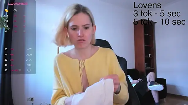 Sexy Sweets online show from October 30, 2025, 11:19 am