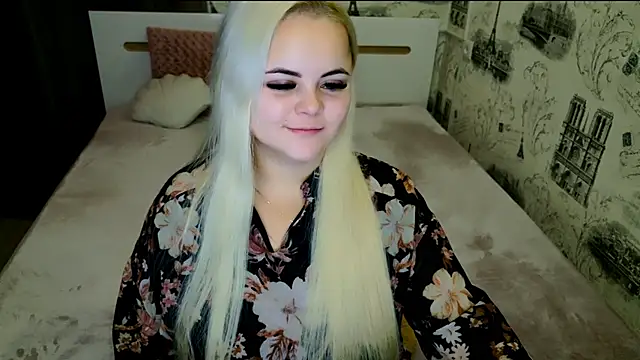 lovely-eyes online show from October 26, 2025, 3:12 pm