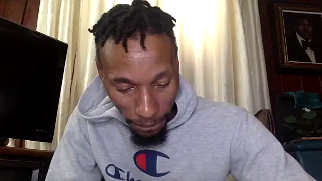 KingDerRico online show from November 9, 2025, 4:33 pm