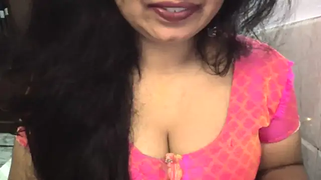 Snapshot of Gulaboo_bhabi chatting on February 6, 2026, 12:28 am Gulaboo bhabi online show from February 6, 2026, 12:28 am