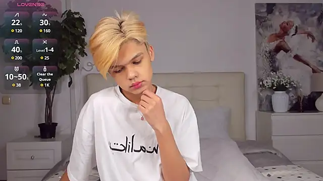 Snapshot of Felix_Rey chatting on February 22, 2025, 4:19 pm Felix Rey online show from February 22, 2025, 4:19 pm