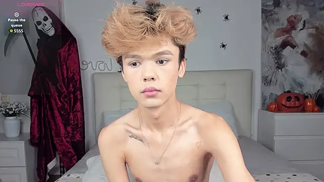 Felix Rey online show from October 25, 2025, 6:19 pm