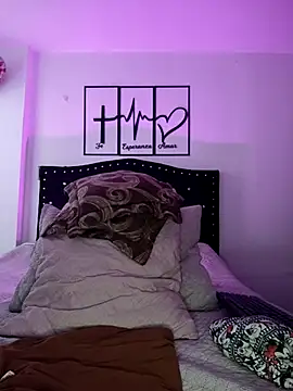 EimyParker  online show from November 27, 2025, 12:38 pm